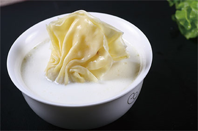 金鱼蛋饺-家常时尚蛋饺汤